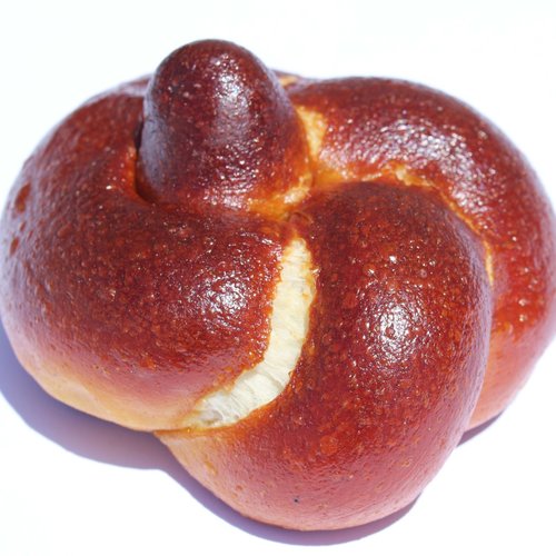 Yoni's Traditional Pretzel Challah Rolls